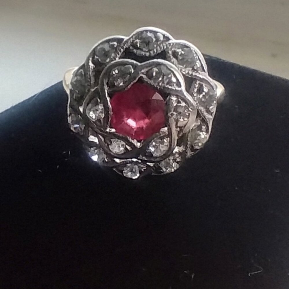 Antique Art Deco 14K Yellow & White Gold, Natural Diamond, Ruby Star Set Ring